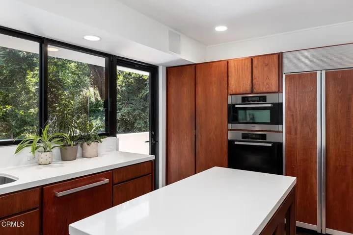 1055 Sherwood Rd 025-mls