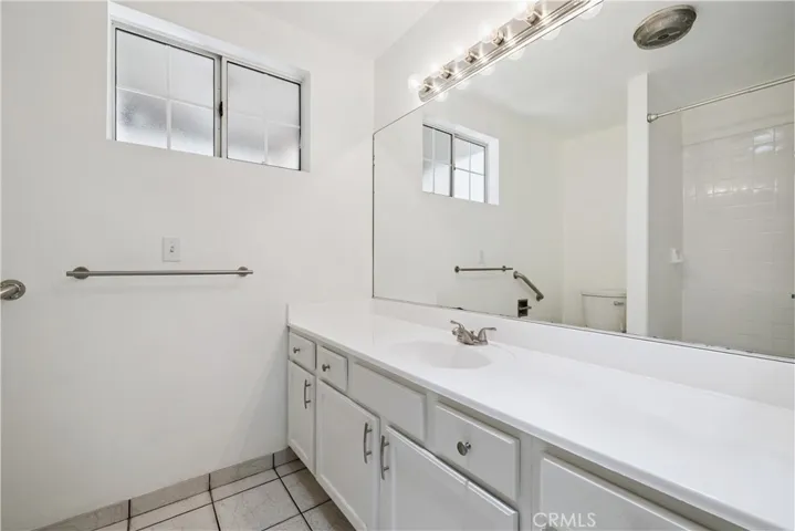 18627 Arminta Street, Reseda, California 91335