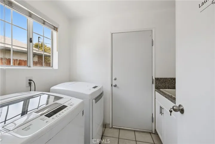 18627 Arminta Street, Reseda, California 91335