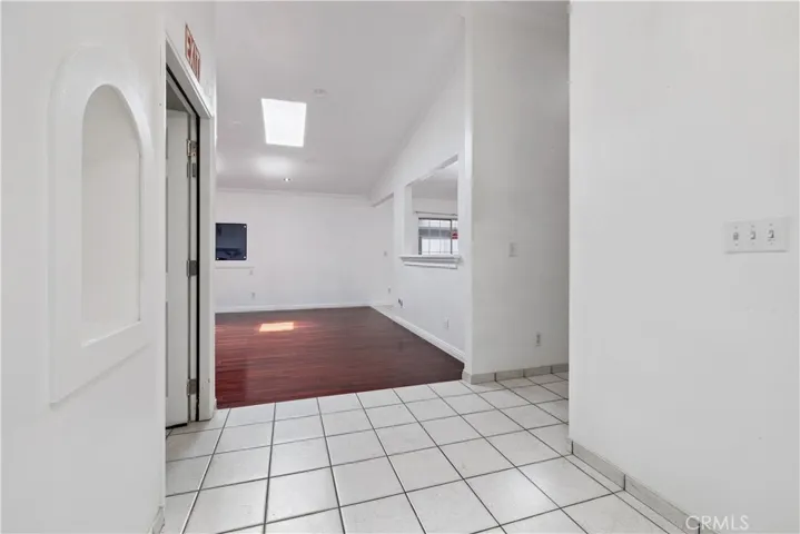 18627 Arminta Street, Reseda, California 91335