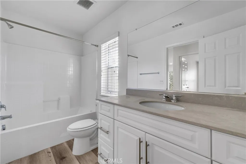 5855 Silveira Street, Eastvale, California 92880 home-pic-20