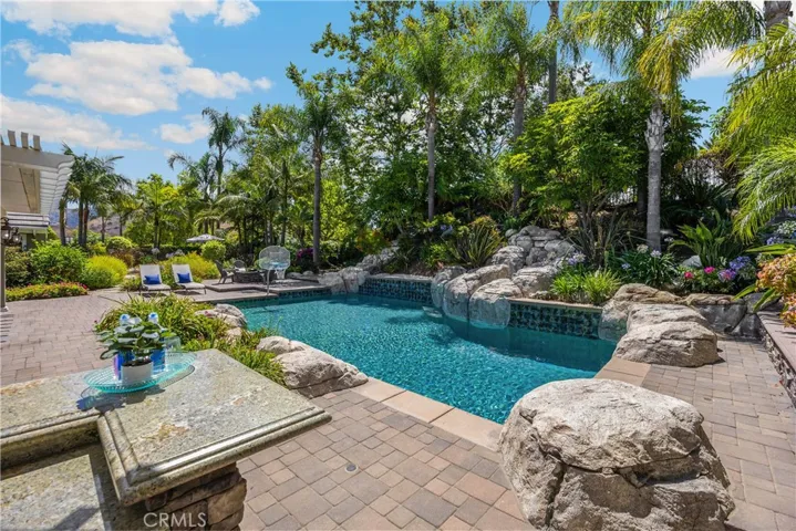 21210 Twin Oak, Yorba Linda, California 92886