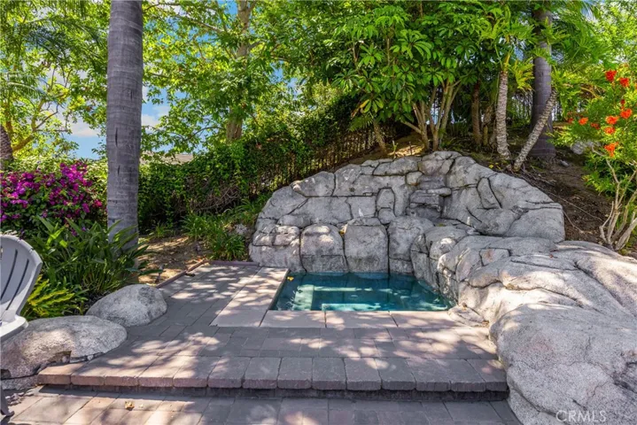 21210 Twin Oak, Yorba Linda, California 92886