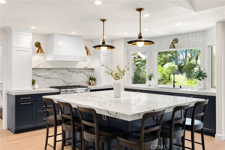 21210 Twin Oak, Yorba Linda, California 92886