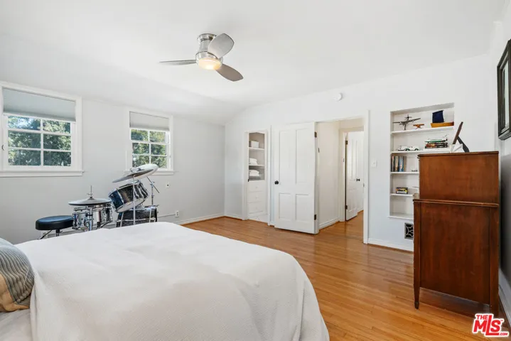 10574 Holman Avenue, Los Angeles, California 90024