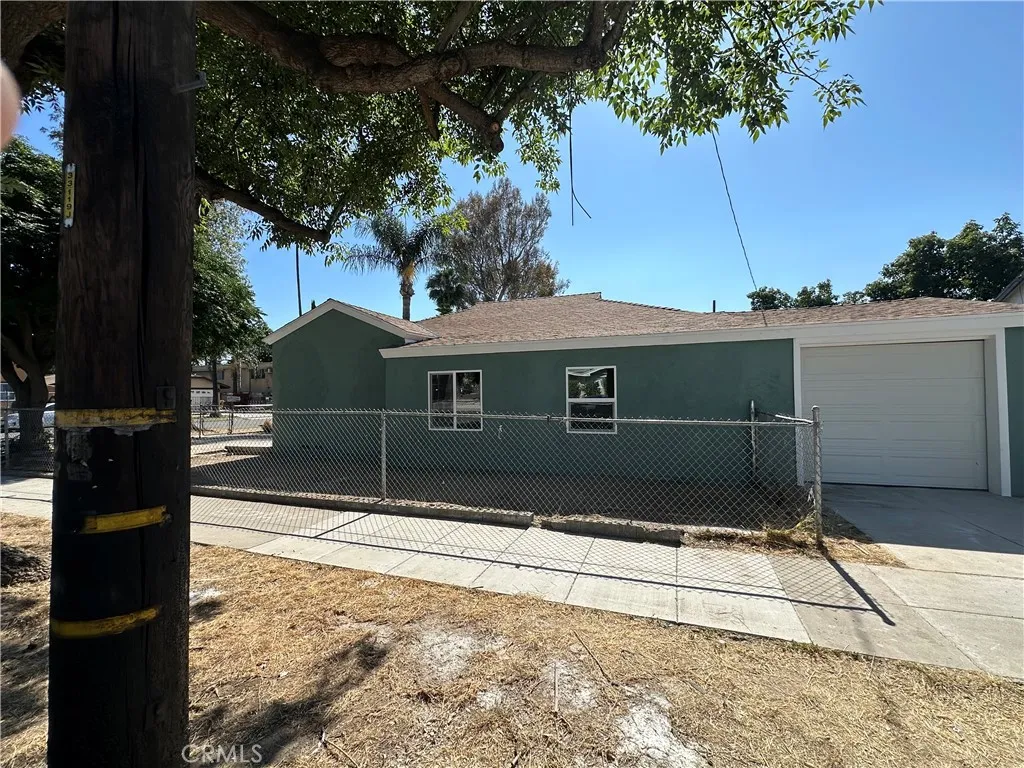 2311 5th Street, Riverside, California 92507 home-pic-13