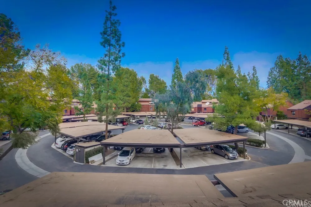 2727 Pine Creek Circle, Fullerton, California 92835 home-pic-19