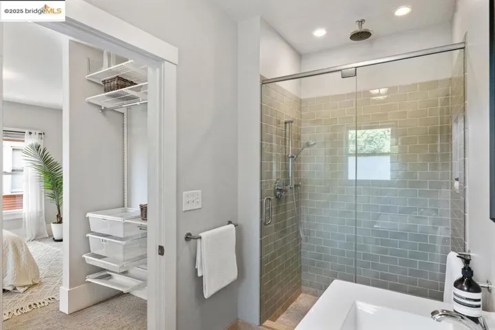 480 58th St, Oakland, California 94609