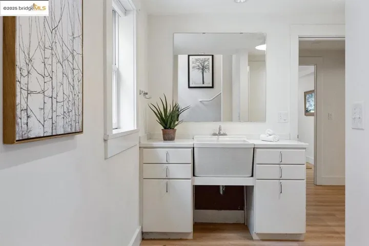 480 58th St, Oakland, California 94609