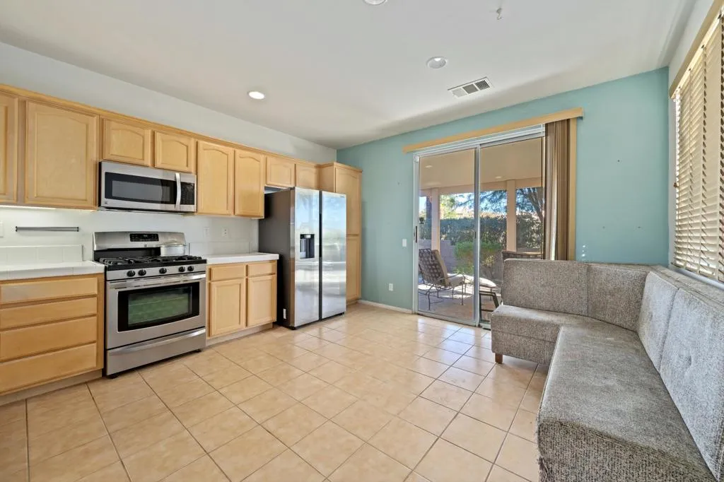 65565 Acoma Avenue 34, Desert Hot Springs, California 92240 home-pic-8