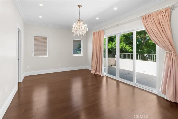 5016 Lindley Avenue, Encino, California 91316