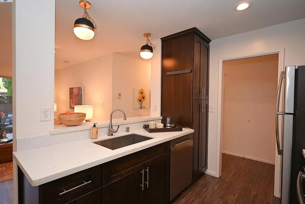 1333 Webster St A107, Alameda, California 94501 home-pic-20