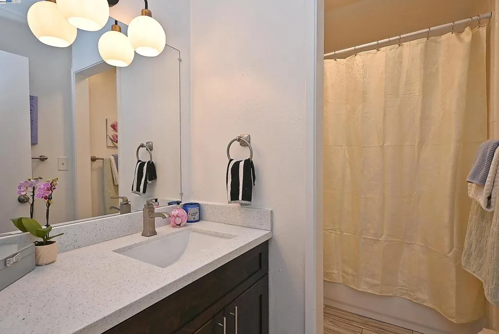 1333 Webster St A107, Alameda, California 94501 home-pic-16