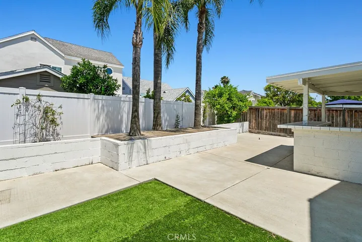 21182 Cedar Lane, Mission Viejo, California 92691