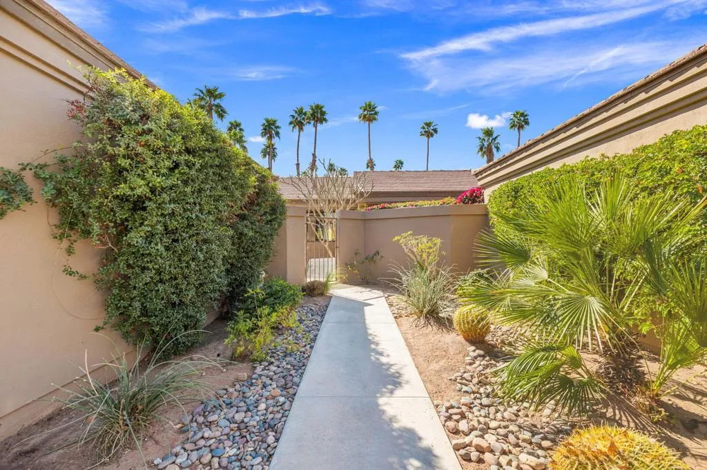 76251 Poppy Lane, Palm Desert, California 92211 home-pic-4