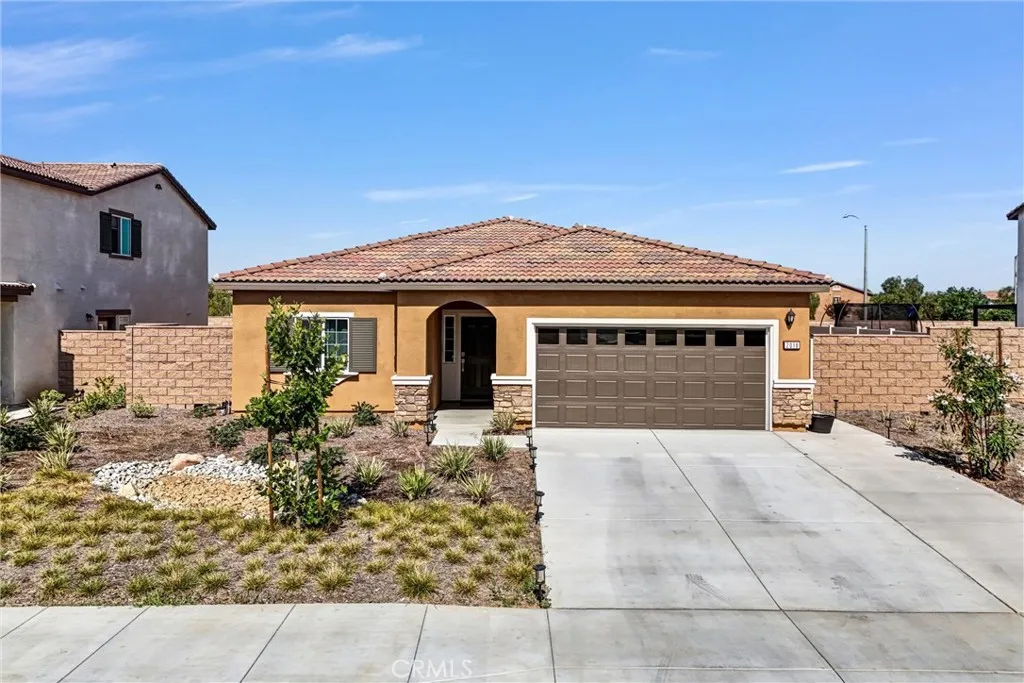2018 Renata Drive, Perris, California 92571 home-pic-0