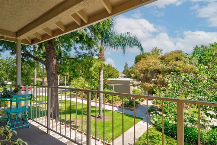 922 Avenida Majorca O, Laguna Woods, California 92637