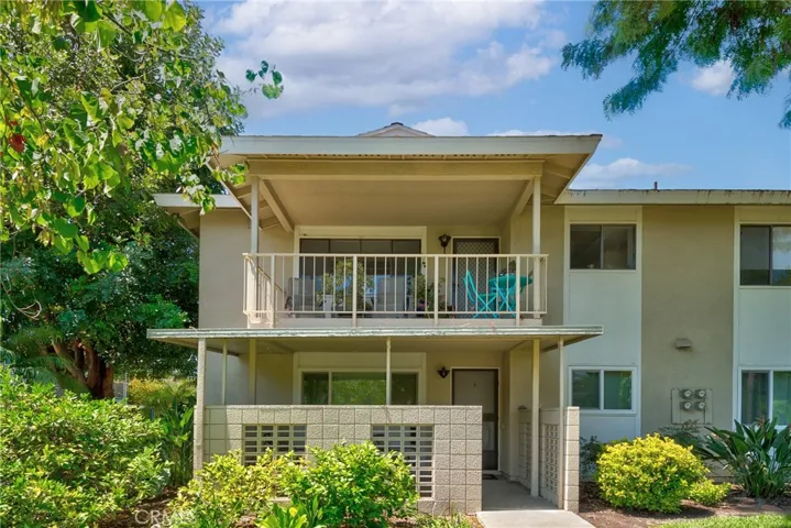 922 Avenida Majorca O, Laguna Woods, California 92637
