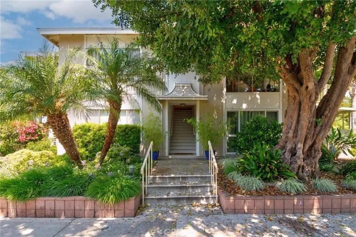 922 Avenida Majorca O, Laguna Woods, California 92637