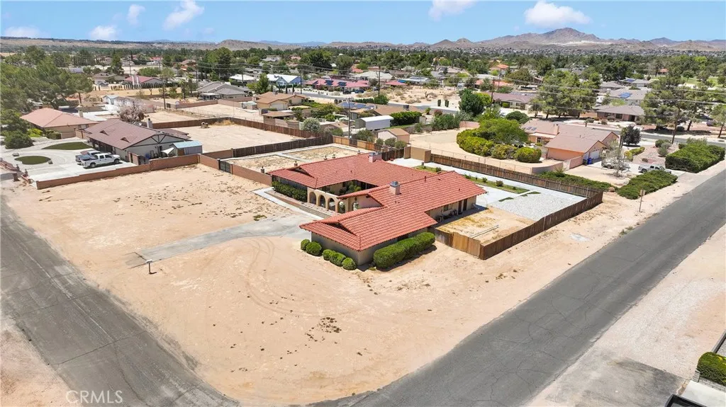 19678 Red Feather Road, Apple Valley, California 92307 home-pic-53