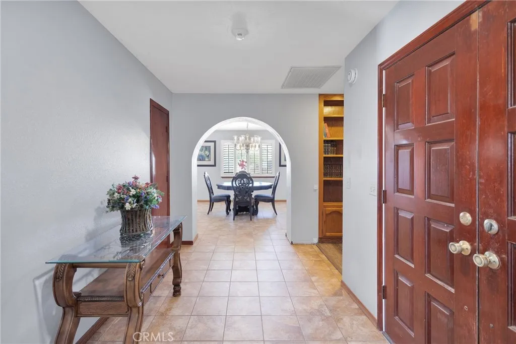 19678 Red Feather Road, Apple Valley, California 92307 home-pic-9
