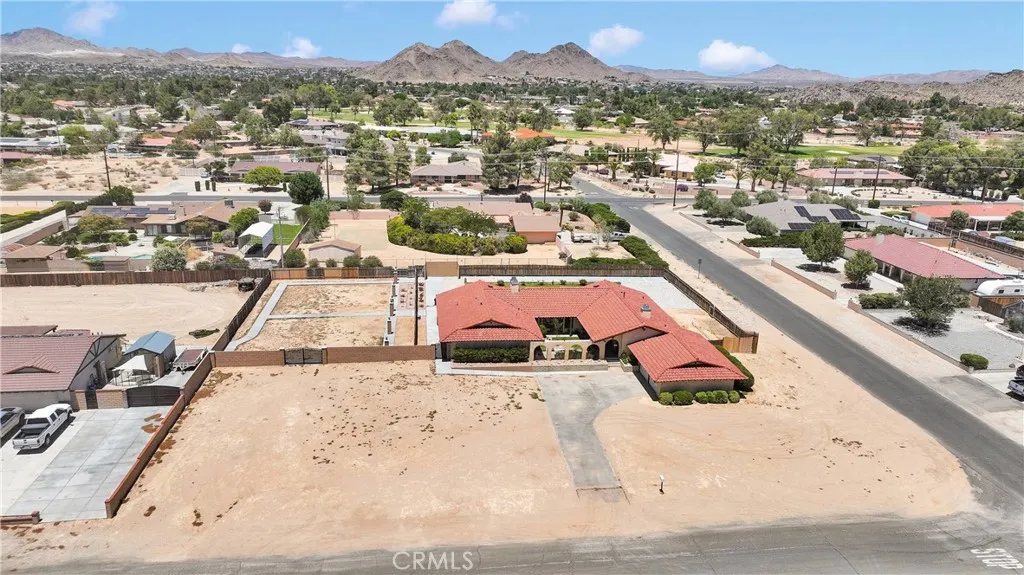 19678 Red Feather Road, Apple Valley, California 92307 home-pic-52