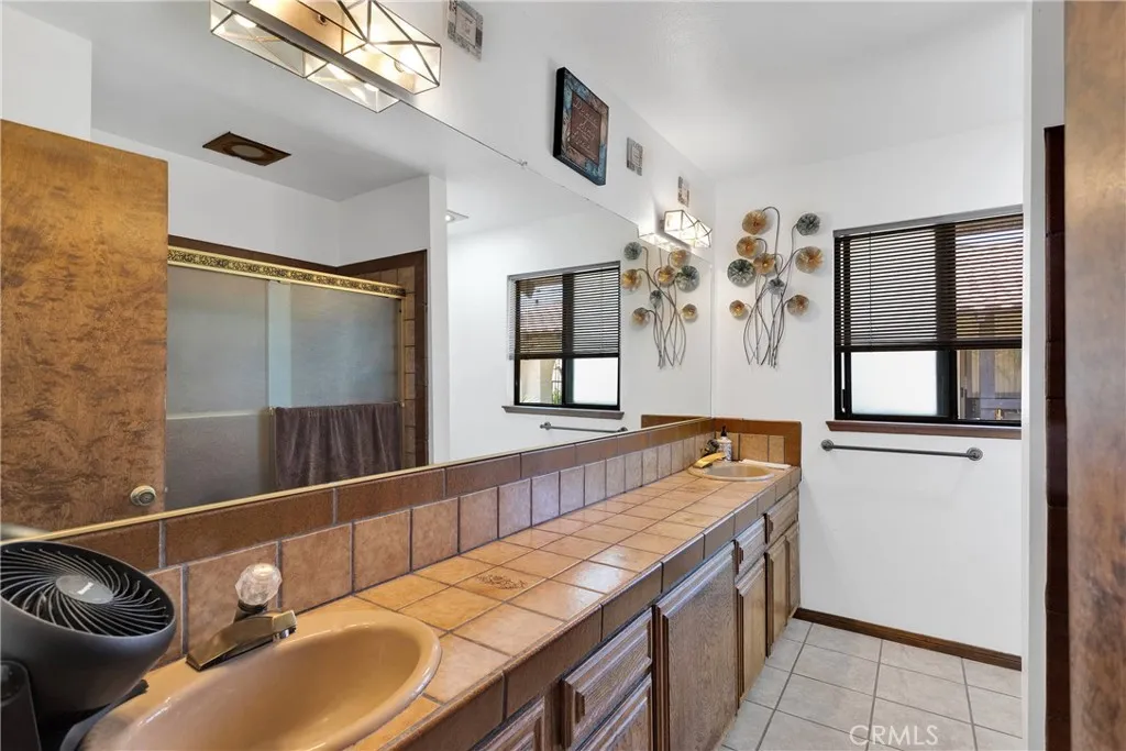 19678 Red Feather Road, Apple Valley, California 92307 home-pic-36