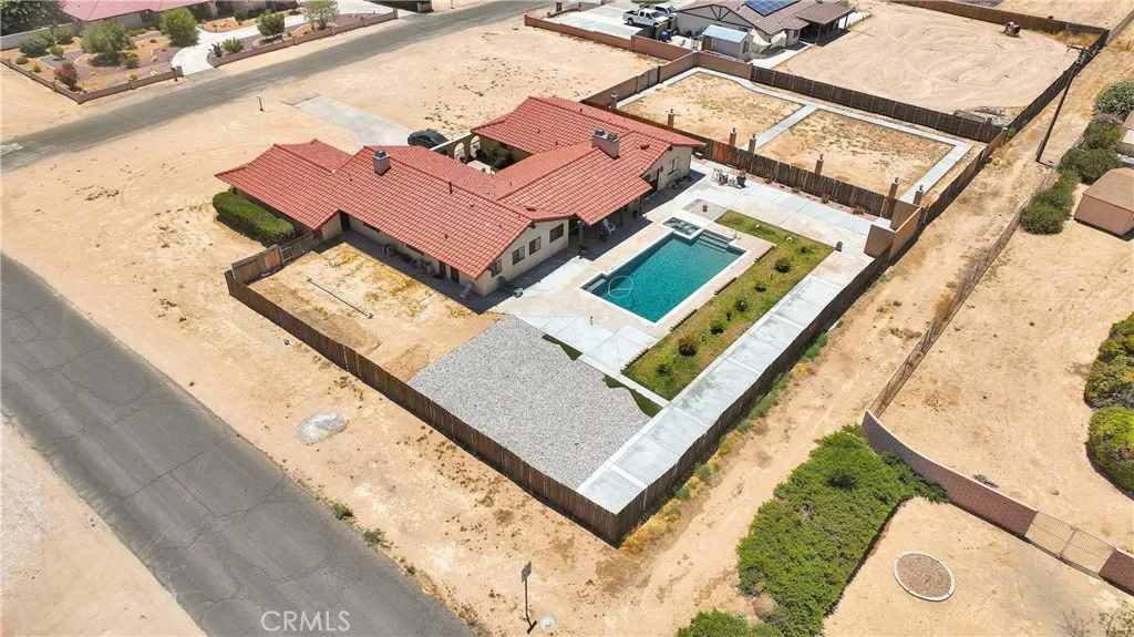 19678 Red Feather Road, Apple Valley, California 92307 home-pic-55