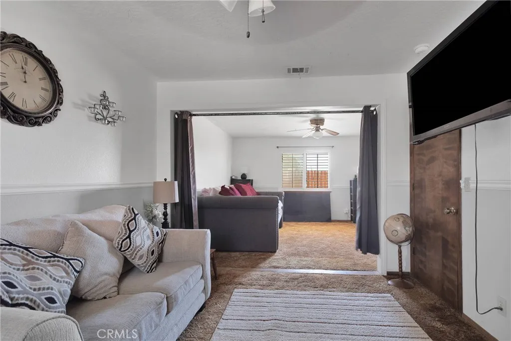 19678 Red Feather Road, Apple Valley, California 92307 home-pic-32