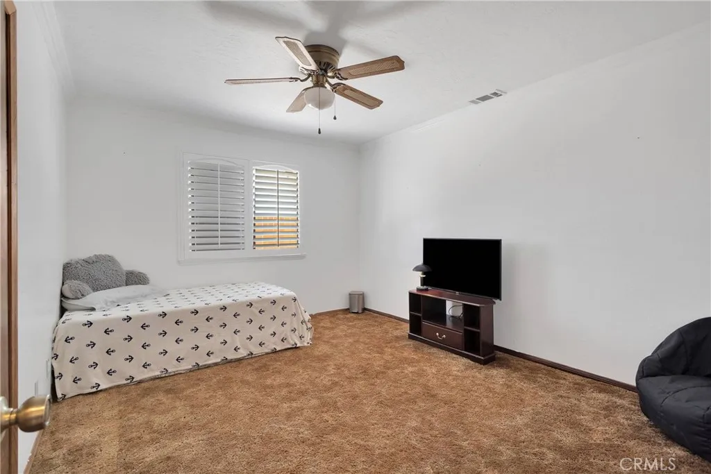 19678 Red Feather Road, Apple Valley, California 92307 home-pic-34