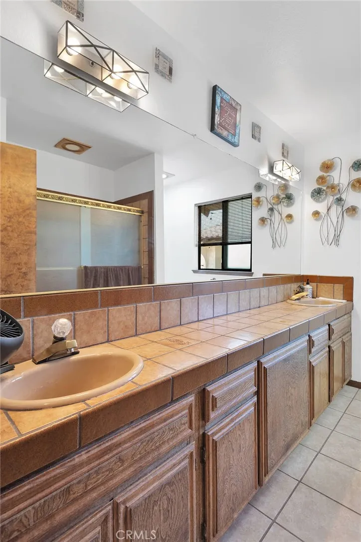 19678 Red Feather Road, Apple Valley, California 92307 home-pic-37