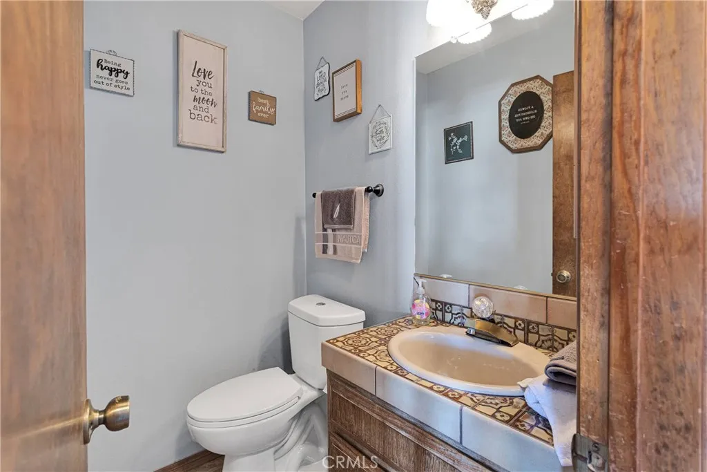 19678 Red Feather Road, Apple Valley, California 92307 home-pic-28
