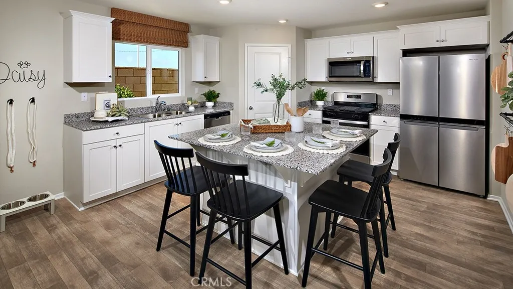 30753 Viper Court, Winchester, California 92596 home-pic-3