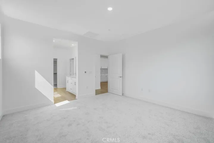 33254 Celadon Ave ~ Ready Now!