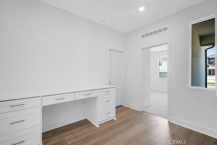 33254 Celadon Ave ~ Ready Now!