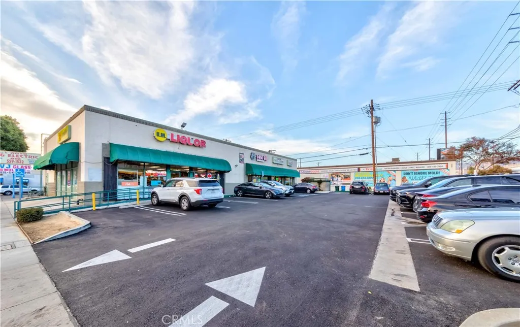 401 N Victory Boulevard, Burbank, California 91502 — photo 4