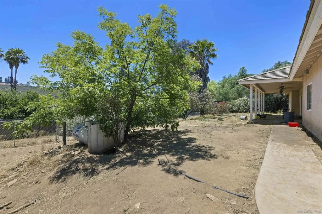 24849 Pappas Rd, Ramona, California 92065 home-pic-34