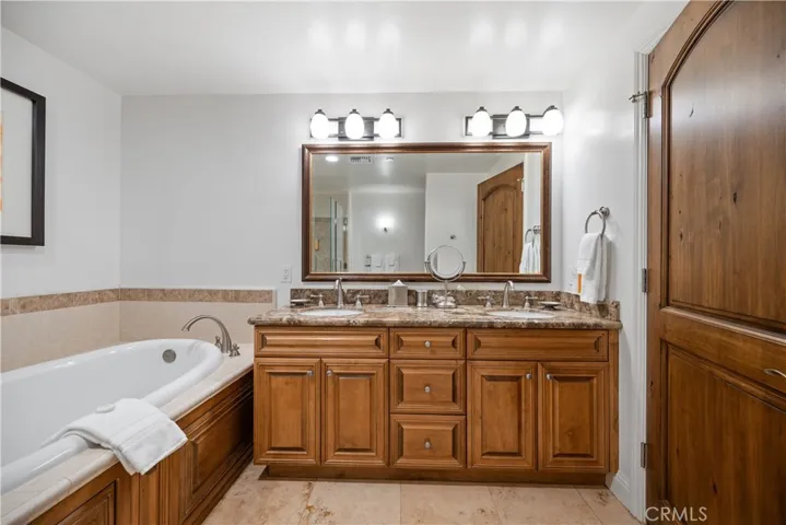 2727 Shell Beach Road 132, Pismo Beach, California 93449