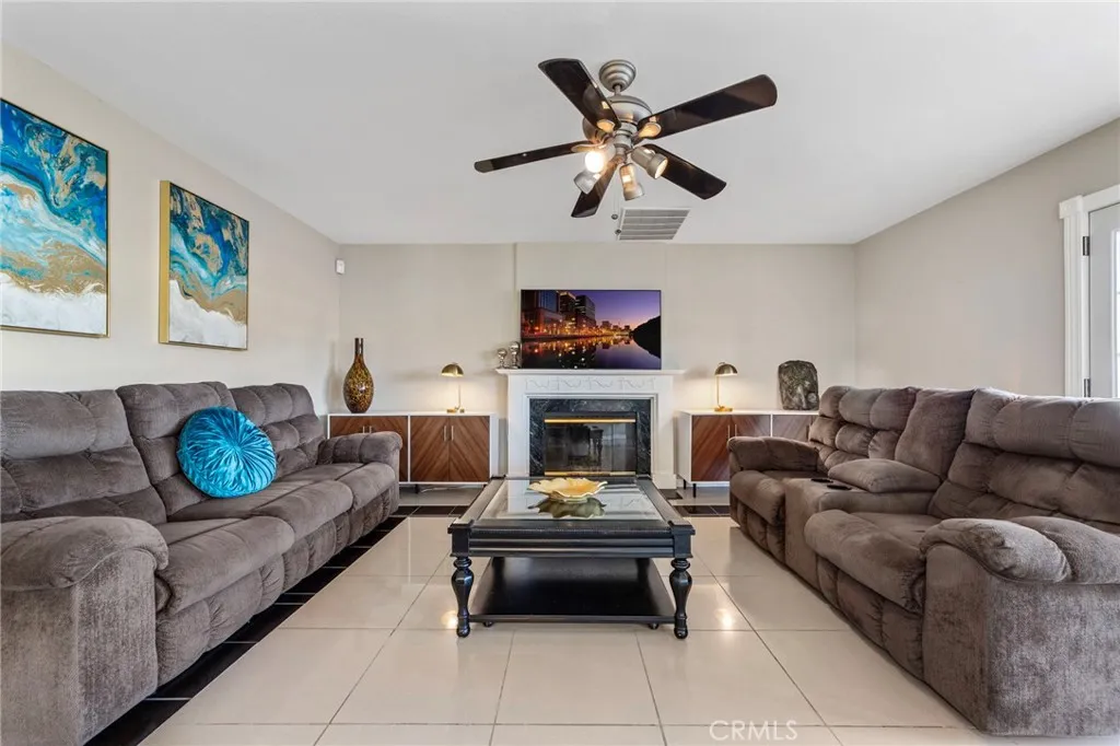 40236 Holden Circle, Temecula, California 92591 home-pic-20