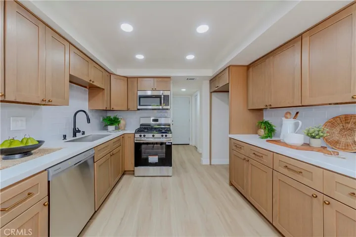 1615 Via Linda 16, Fullerton, California 92833