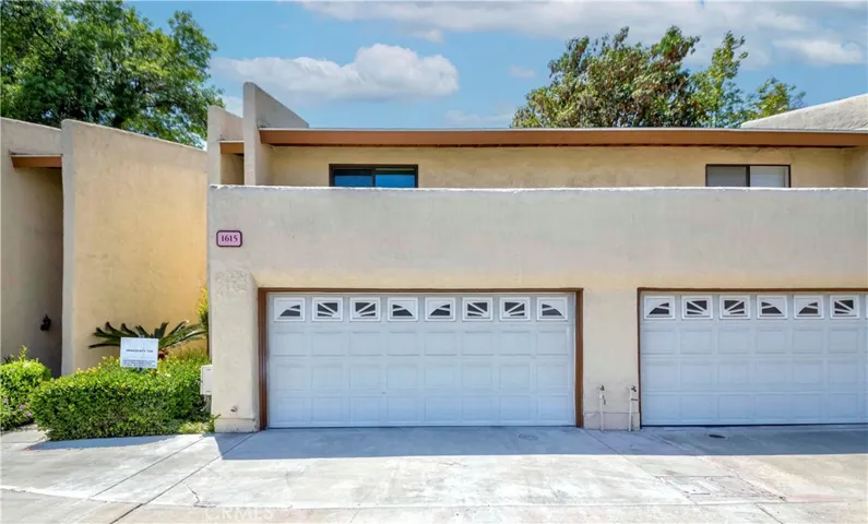 1615 Via Linda 16, Fullerton, California 92833
