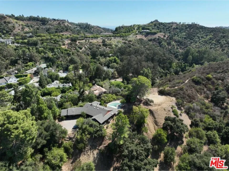 9595 Lime Orchard Road, Beverly Hills, California 90210 home-pic-7