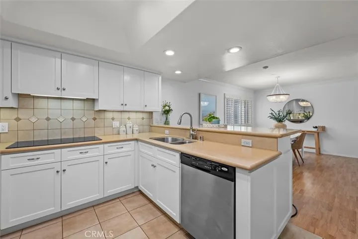 1201 S Catalina Avenue 3a, Redondo Beach, California 90277