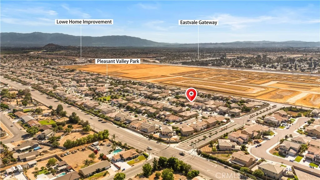 5599 Skimmer Drive, Jurupa Valley, California 91752 home-pic-11