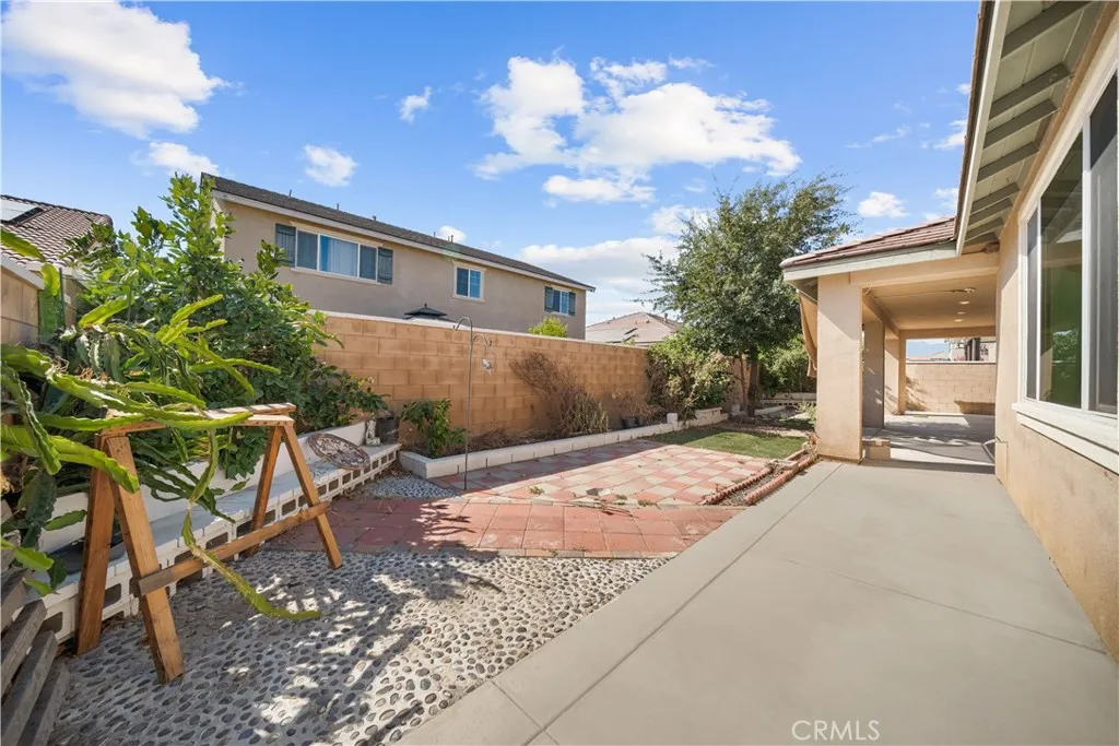 5599 Skimmer Drive, Jurupa Valley, California 91752 home-pic-9