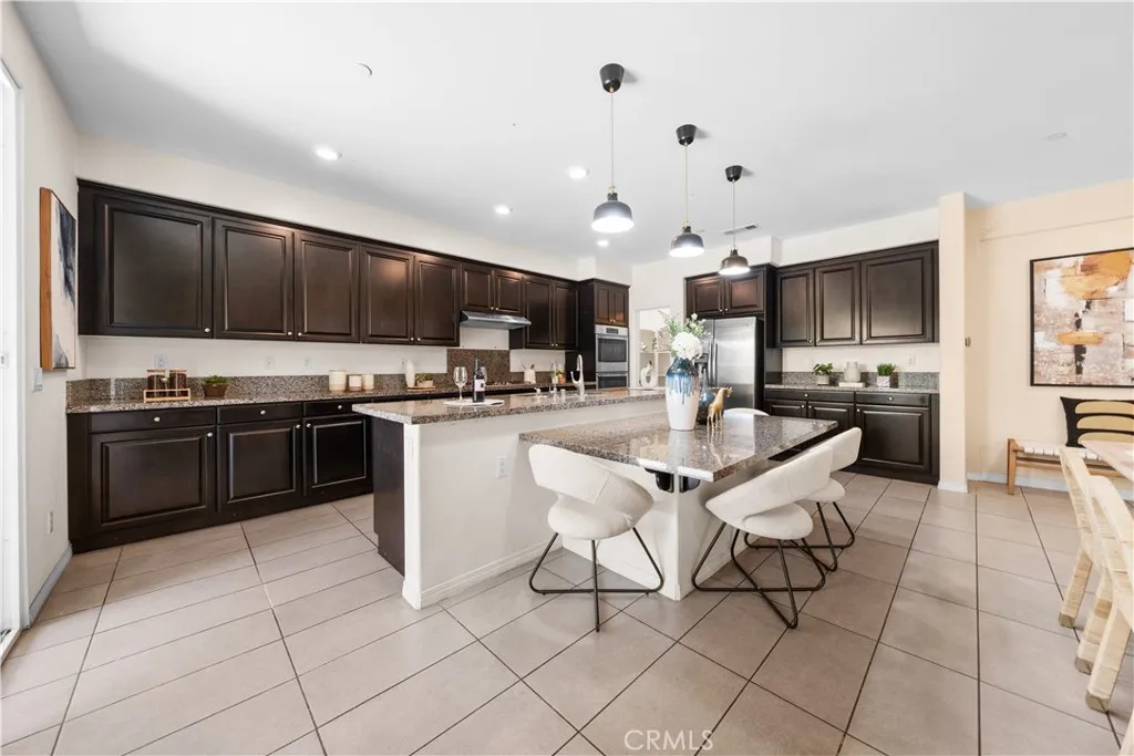 5599 Skimmer Drive, Jurupa Valley, California 91752 home-pic-8