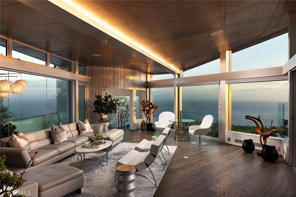 465 Panorama Drive, Laguna Beach, California 92651 home-pic-2