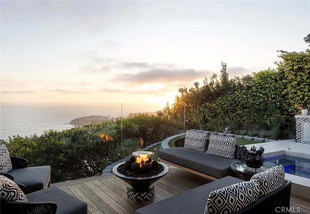 465 Panorama Drive, Laguna Beach, California 92651 home-pic-5