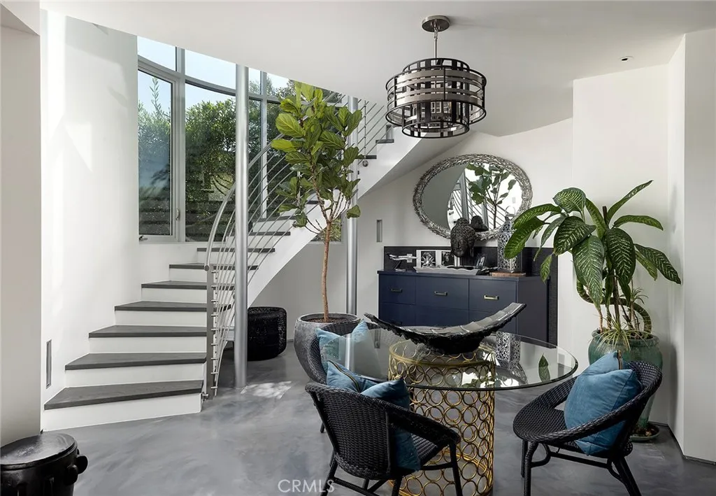 465 Panorama Drive, Laguna Beach, California 92651 home-pic-39
