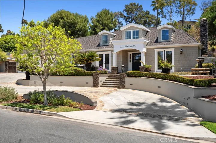 2111 Salt Air Drive, North Tustin, California 92705